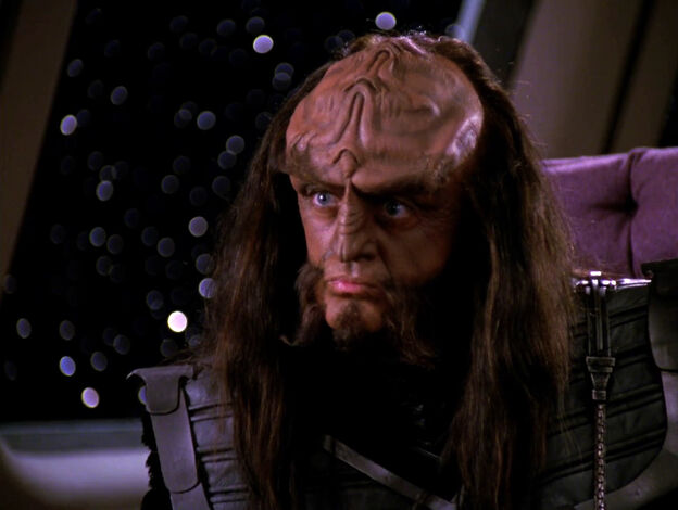 File:Gowron, late 2367.jpg