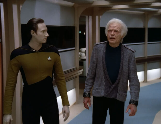 File:Data and Leonard McCoy.jpg