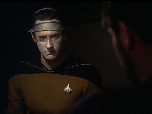 File:Data poker face.jpg