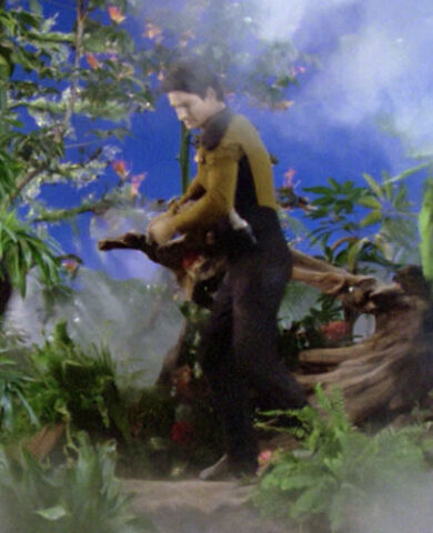File:Stunt double Brent Spiner, The Arsenal of Freedom.jpg