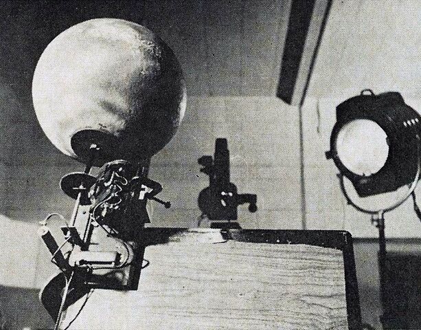 File:Planet maquette set up for filming at the Westheimer Effects Company.jpg