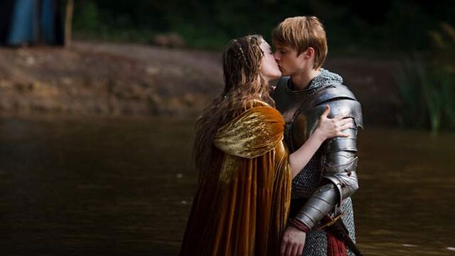 Archivo:Arthur-and-Sophia-prince-arthur-merlin-24591062-685-385.jpg