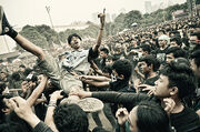 Moshpit2