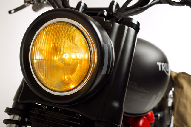 File:Venom-Triumph-Bonneville-VTB1-4.jpg
