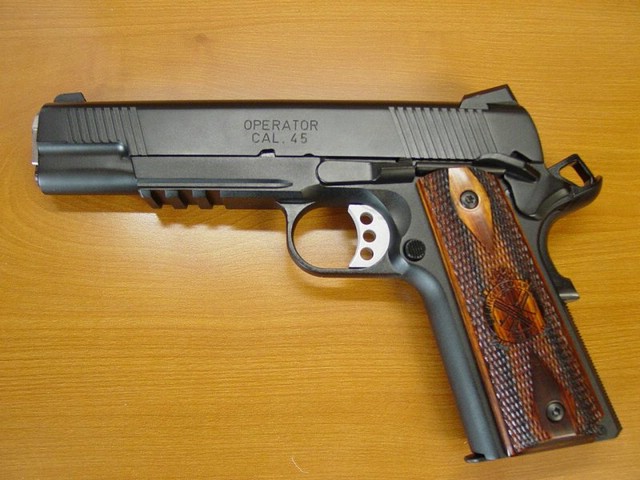 File:MC-left.jpg