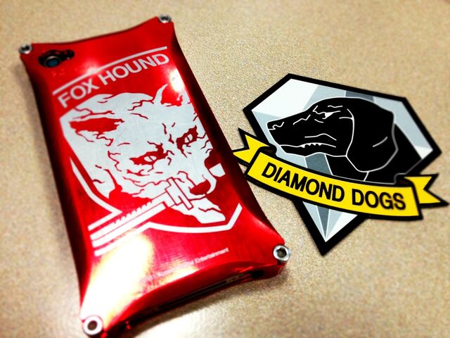 File:DIAMOND DOGS.jpg