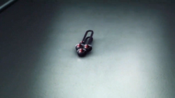 MB's hairclip