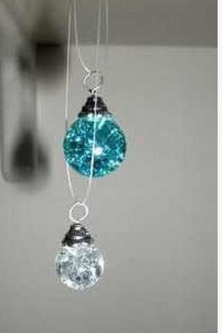 File:Marble necklace.jpg