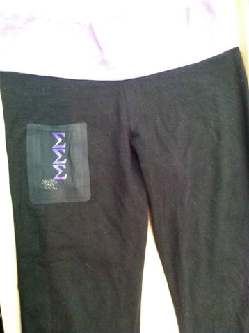 File:Pants.jpg