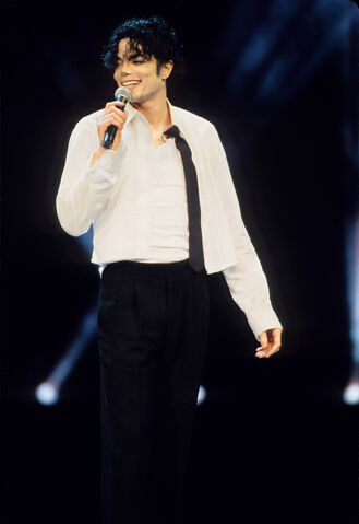 File:Michael Jackson Getty 24.jpg