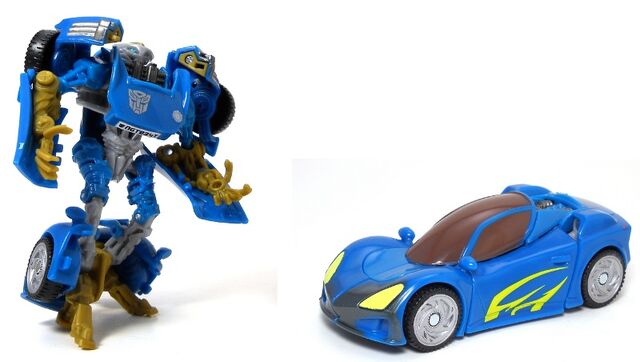 File:ROTF-toy Nightbeat.jpg