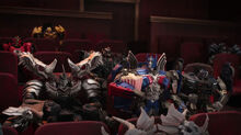 Noisy theatergoers screencap