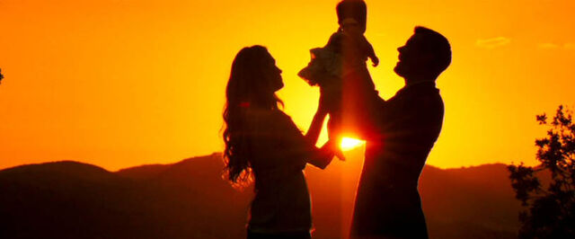File:Lennox+family.jpg