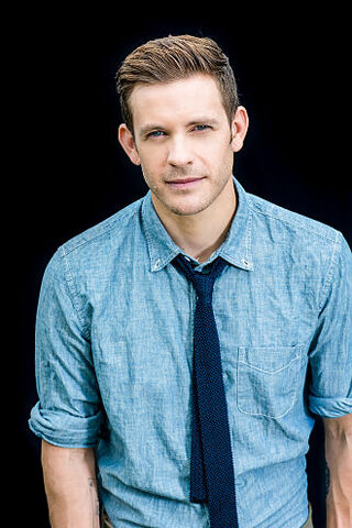 File:Bryce Johnson.jpg