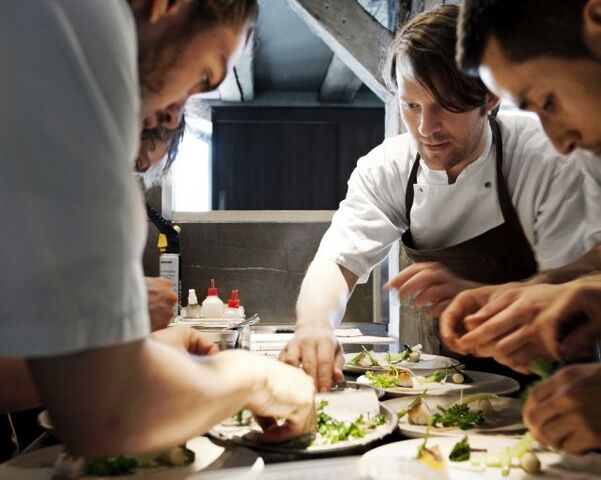 File:Noma-Restaurant The-kitchen 13662.jpg