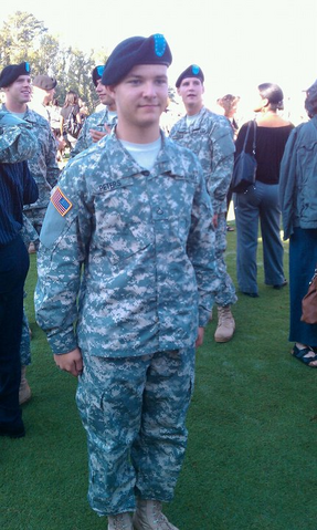 File:Wilhelm in u s army uniform 2010.png