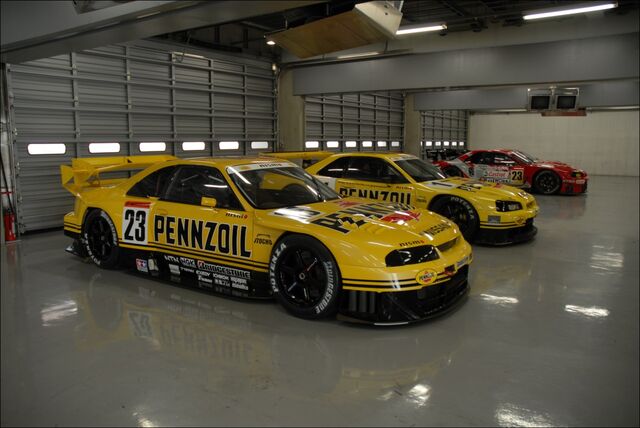 File:Nismo-festival-2008-sunday-gtrs-215.jpg