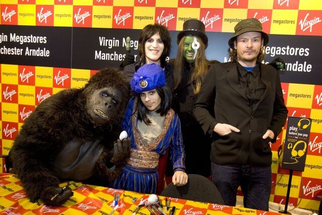 File:Boosh and boffy.jpg