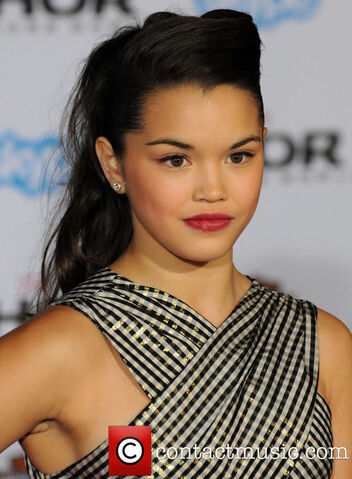 File:Paris-berelc-thor-the-dark-world-los 3936321.jpg