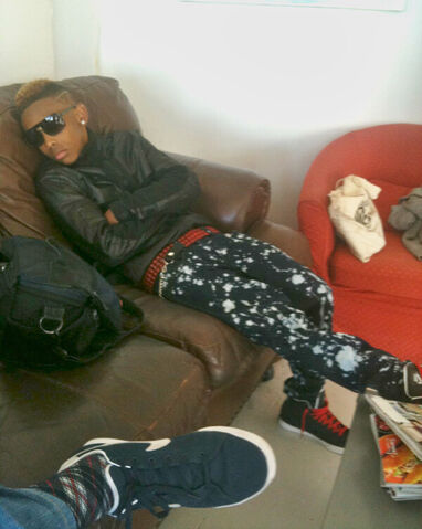 File:Sleepy head.jpg