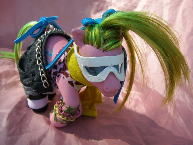 File:Hipsterponys.jpg