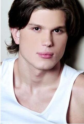 File:LucasWinchester2.jpg