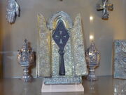 Holy-lance-Echmiadzin.jpg