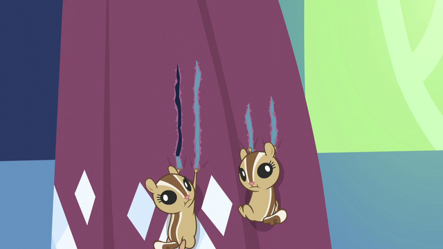 File:Chipmunks tearing curtains S5E3.png