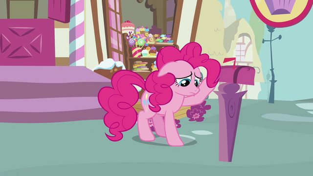 File:Pinkie Pie depressed S3E07.png