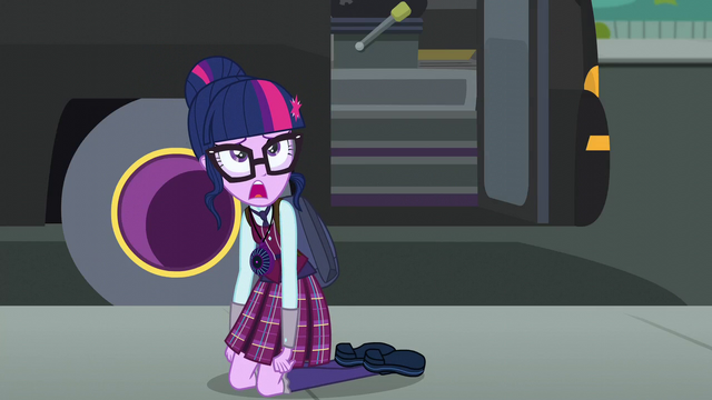 File:Twilight Sparkle groaning EG3.png