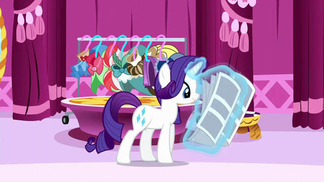 File:Rarity reading newspaper S6E9.png