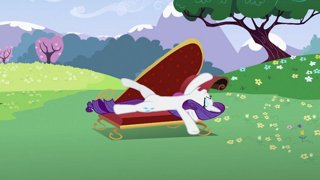 File:Rarity on sofa S2E03.png