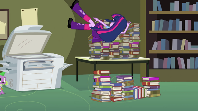 File:Twilight thrown back EG.png