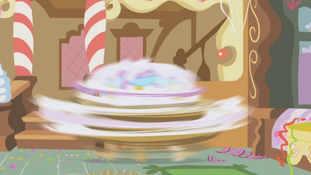 File:Gilda spinning S1E05.png