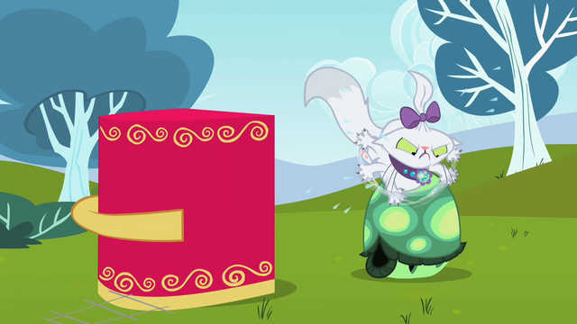 File:Opalescence attacking Tank S2E7.png