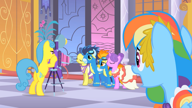 File:Wonderbolts photoshoot S1E26.png