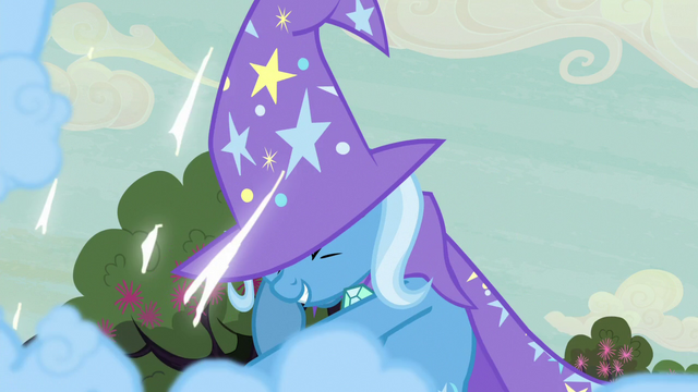 File:Trixie setting off a smoke bomb S6E25.png