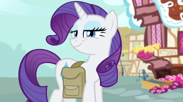 File:Rarity grinning S4E23.png