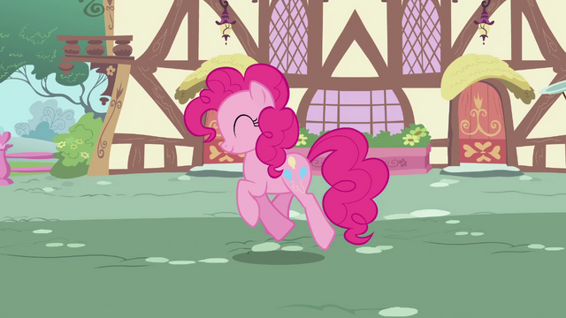 File:Pinkie Pie Walk S2E6.png
