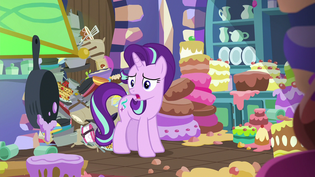 File:Starlight Glimmer "what are you doing?!" S6E21.png