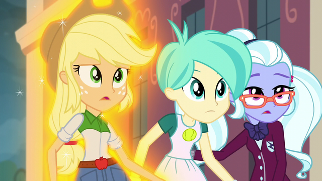 File:Applejack glowing EG3.png