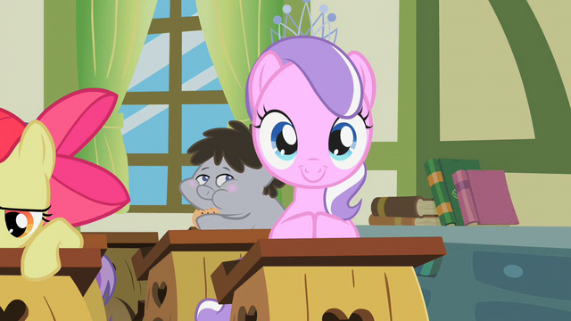 File:Diamond Tiara cute attention look S2E12.png