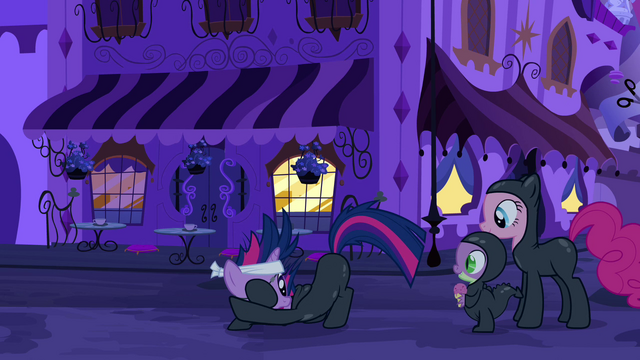 File:Twilight discretely talking to Pinkie and Spike S2E20.png