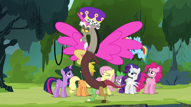 File:Discord dressed as an Alicorn S4E25.png
