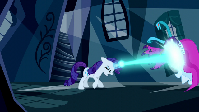 File:Rarity blasts a dress with magic S5E13.png