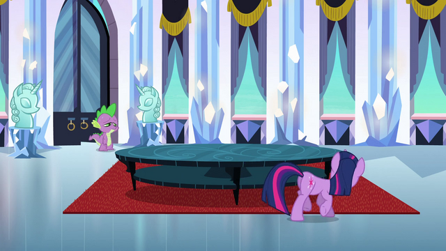 File:Twilight 'It's gotta be here somewhere' S3E2.png