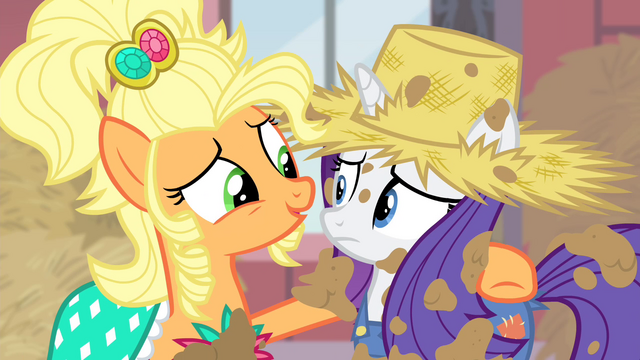 File:Applejack "there's the Rarity I know" S4E13.png