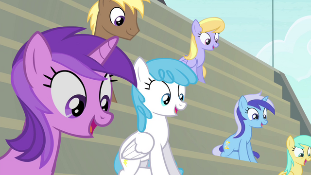 File:The audience impressed S4E20.png