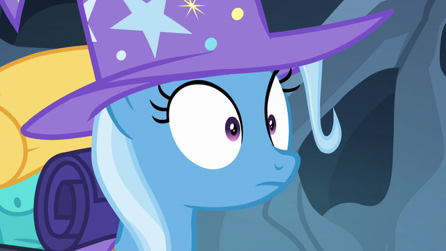 File:Trixie's eyes widening S6E25.png