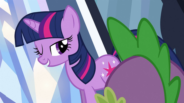 File:Twilight happy wink S3E2.png